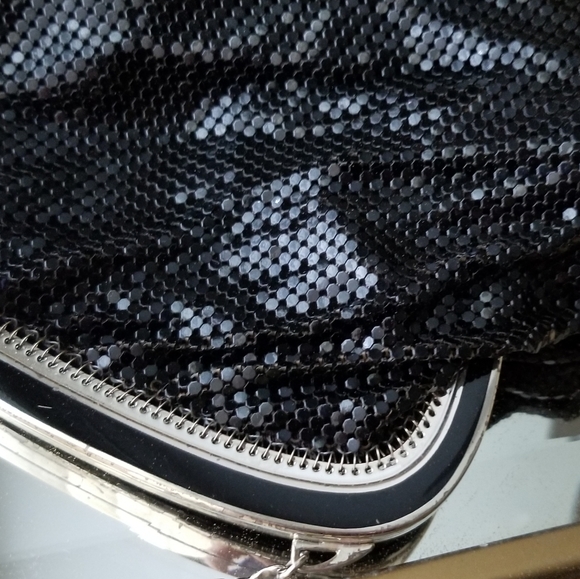 ❗Vintage Whiting & Davis Black and Silver Front Clasp Mesh Evening Bag w/ Chain❗ - Picture 3 of 13